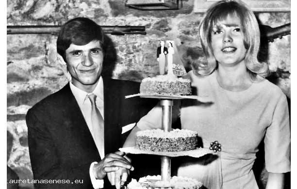 1967, Lunedì 19 Giugno - Alla fine del pranzo