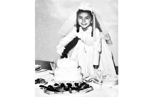 1964? - Una grande torta per festeggiare la Prima Comunione