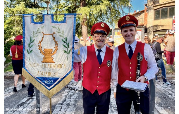 2025, Domenica 28 Settembre - Due cari amici in attesa