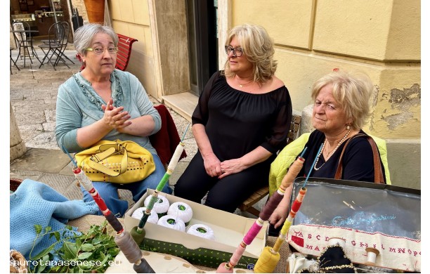 2025, Domenica 12 Ottobre - A chiacchera in mrceria