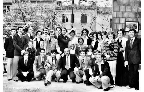 1976, Domenica 2 Maggio - Il gruppo degli amici degli sposi