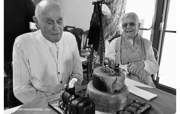 2016, 2 Novembre - 93° compleanno di un Ferroviere