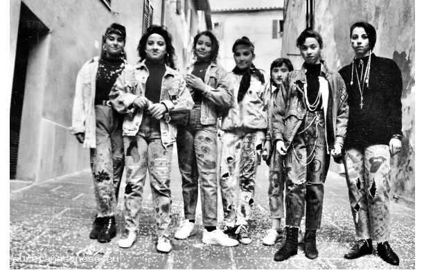 1992 - Mascherine in via Oberdan