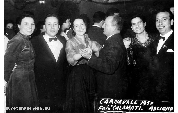 1957 - Carnevale al Ravvivati con Corrado Franci
