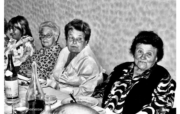 2004 - Festa del Donatore Fratres: I partecipanti a tavola