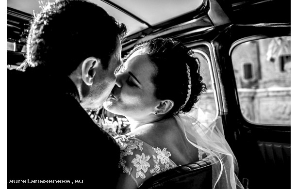 2019, Sabato 5 Ottobre - Bacio fugace in Piazza del Grano