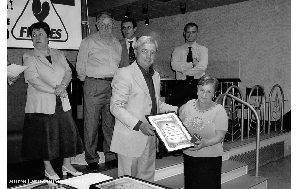 2003 - Festa del Donatore: Consegna attestato migliori donatori