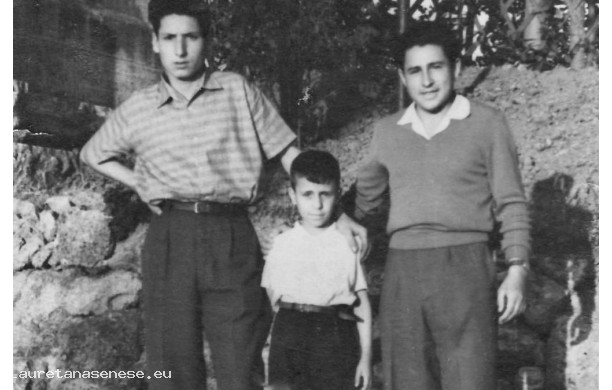 1951 - Ragazzotti di allora al Parco