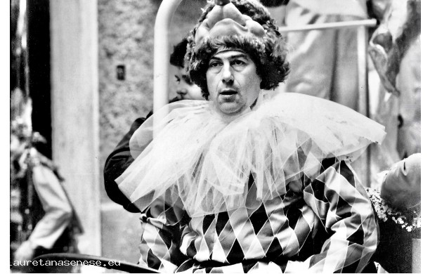 1989 - Arlecchino guida il trattore