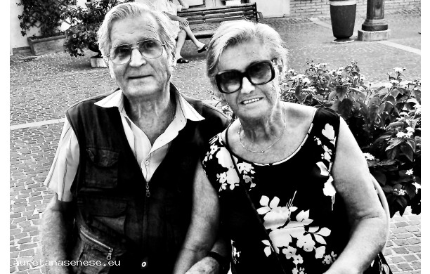 2015, 27 Agosto - I coniugi Bazzotti in vacanza