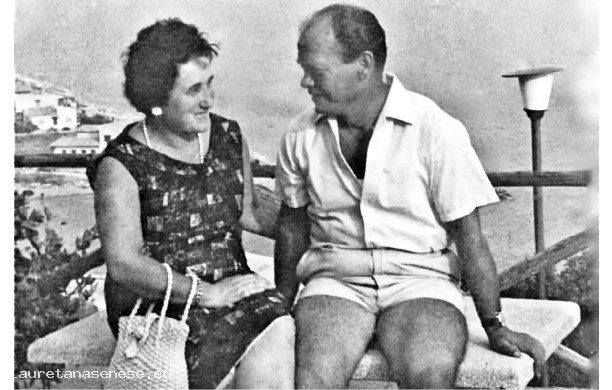 1954? - Silvia e Silvano al mare