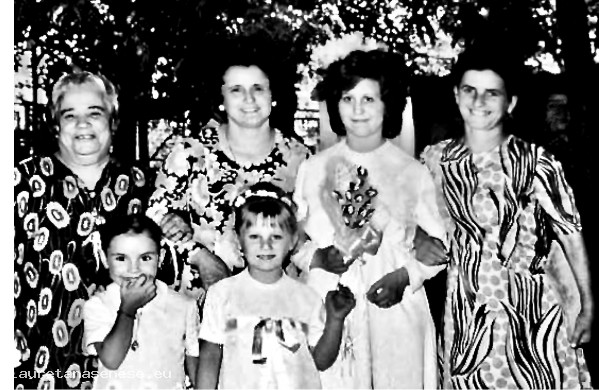 1971, Sabato 10 Luglio - Si sposa Franco: tutte le sue donne