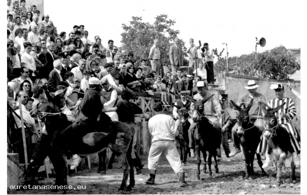 1992, Domenica 24 Maggio - In tribuna tante persone scomparse