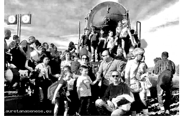 2014, 18 Maggio - Gita collettiva sul treno a vapore