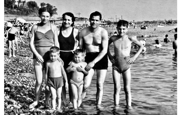 1952 - Al mare a Genova dai parenti